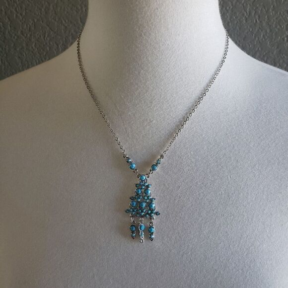 Necklace  4 for $20. 💎 - Picture 1 of 4